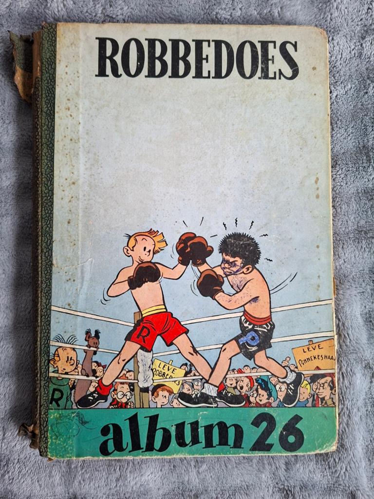 Robbedoes Verzamelalbum 26 uit 1948, Boeken, Eén stripboek, Ophalen of Verzenden, Gelezen