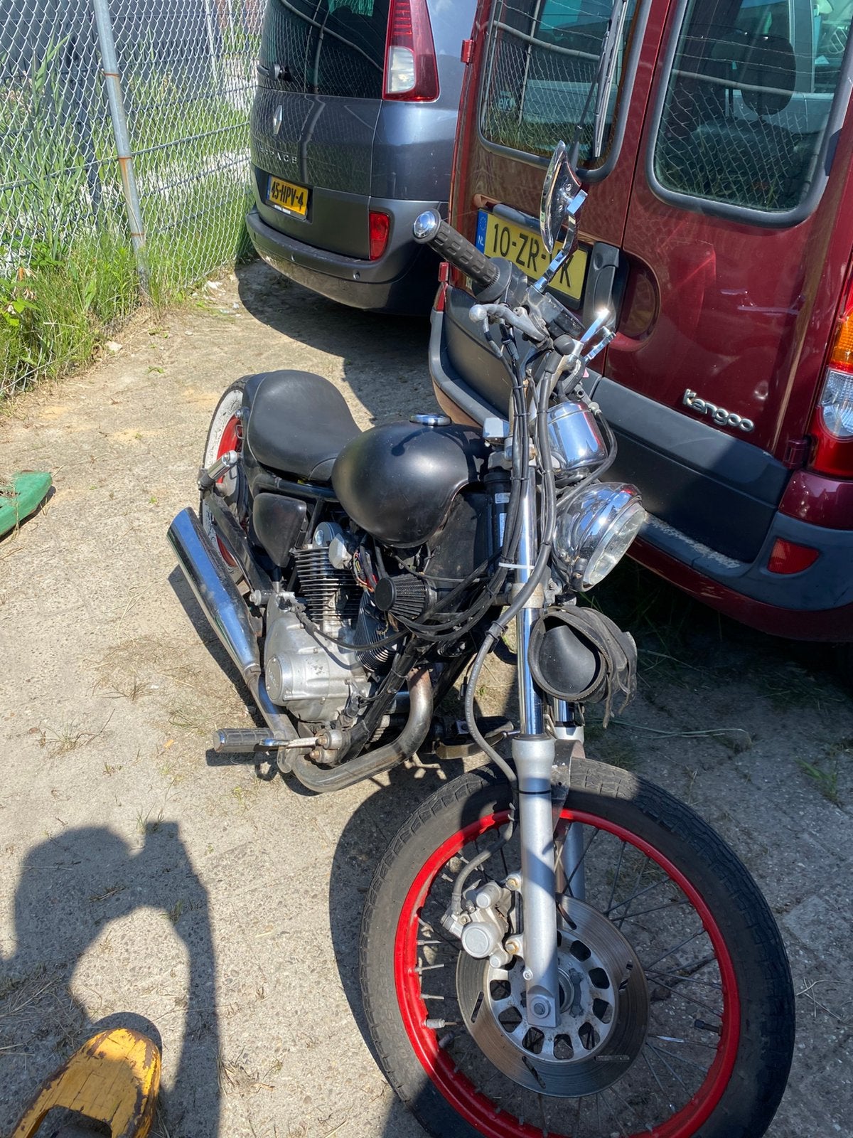 Tekoop YAMAHA XV 250, Fietsen en Brommers, Ophalen, Zo goed als nieuw