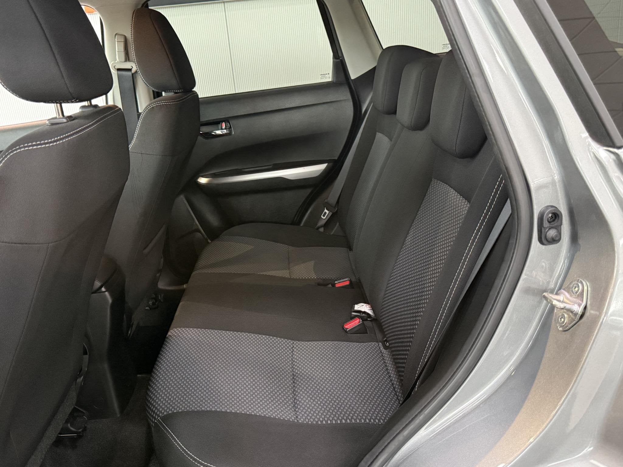 Foto 9 van Suzuki Vitara 1.4 Boosterjet Select Smart Hybrid Navigatie