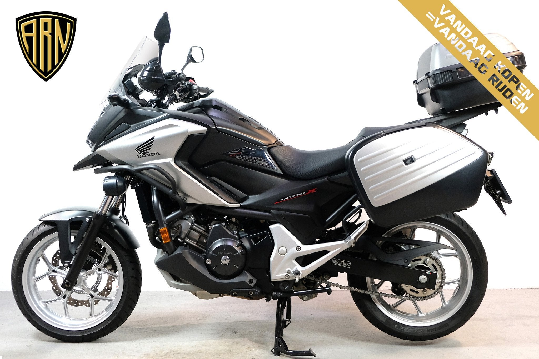 Honda NC 750 X DCT (bj 2017), Motoren, 745 cc, Meer dan 35 kW, Toermotor, ABS