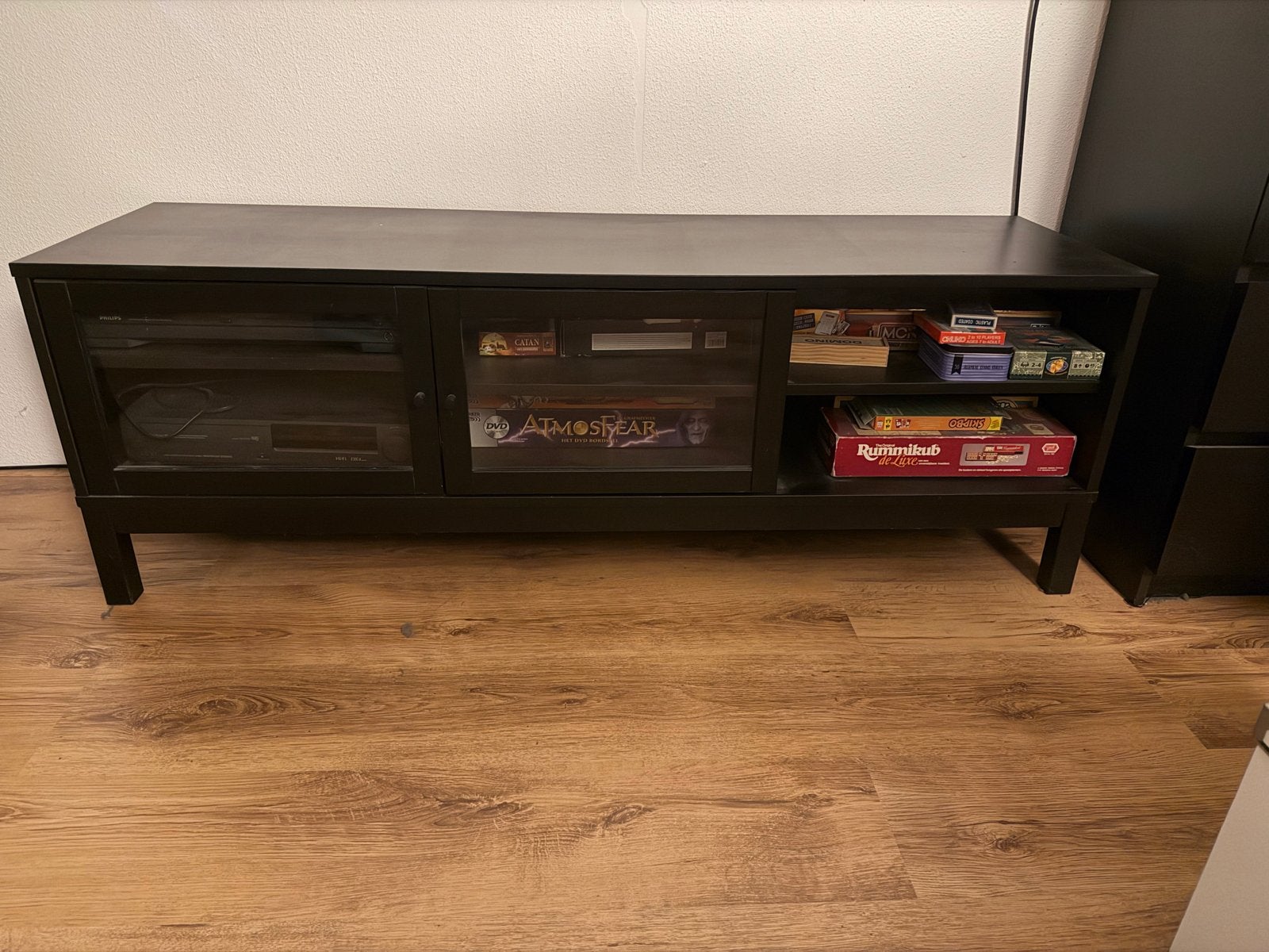 IKEA TV-meubel, zwart, met opbergruimte, Ophalen, Gebruikt, 100 tot 150 cm, Minder dan 100 cm
