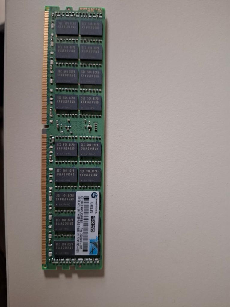 HPE 16GB DDR4 RAM 2133MHz (752369-081 / 774127-001), Computers en Software, Gebruikt, Server, DDR4, Ophalen of Verzenden