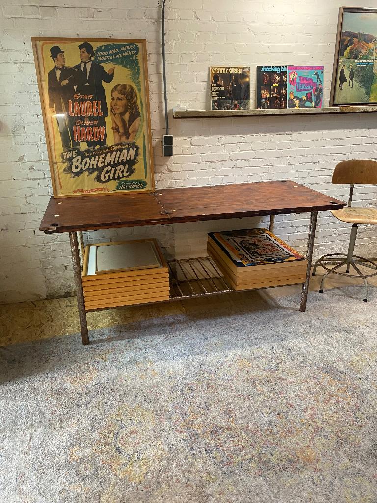 Tafel industriële werktafel, Ophalen, Grenenhout, Gebruikt, Werkplaats