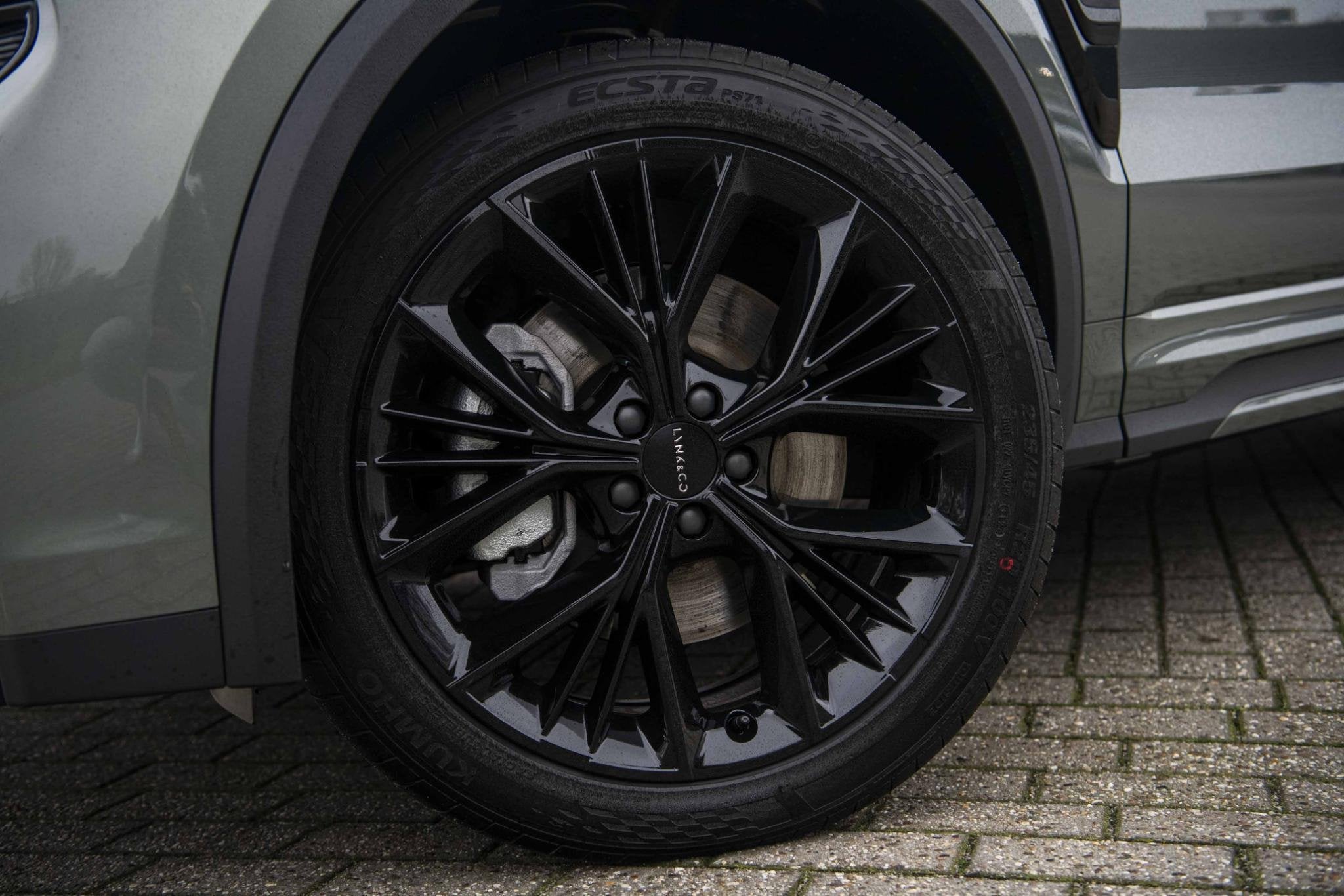 Lynk & Co 01 1.5 Plug-in Hybrid More | PHEV | Panoramadak |, Auto's, 12 maanden, 4 cilinders, Automatische klimaatregeling, Bedrijf