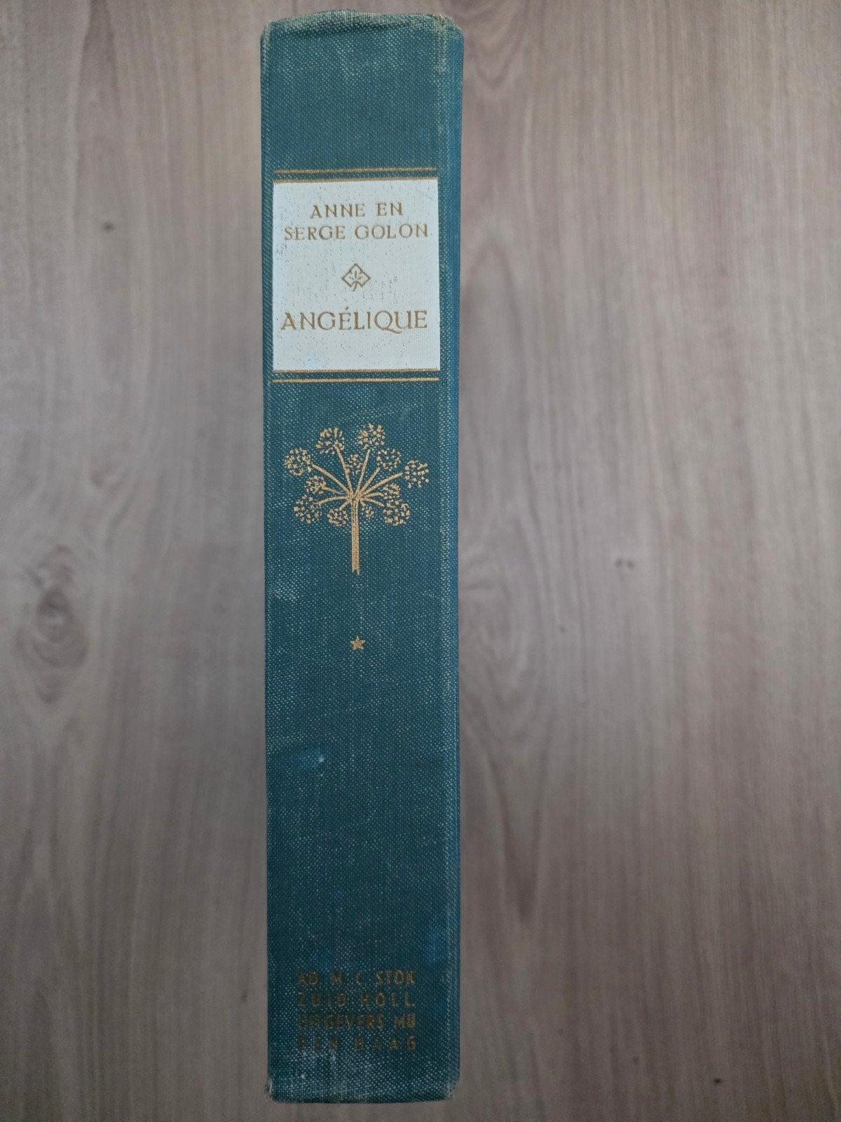 Angélique Markiezin der Engelen - Anne en Serge Golon, Ophalen of Verzenden, Gelezen, Anne en Serge Golon, Nederland