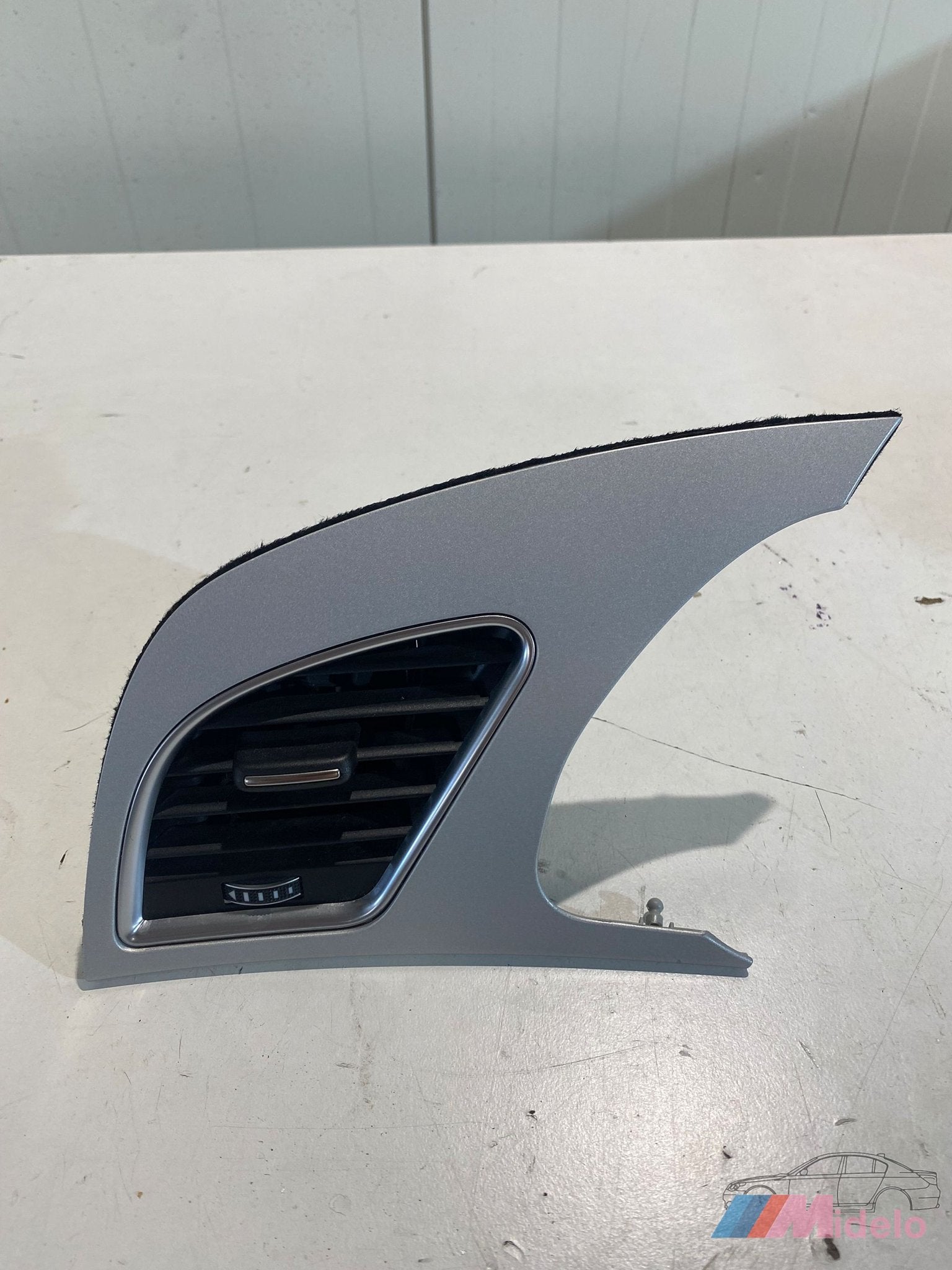 AUDI A5 SPORTBACK LUCHTROOSTER ZIJKANT 8T1820901H, Gebruikt, -, -, -