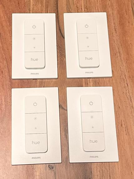 4x Philips Hue Dimmer Switch V2, Ophalen of Verzenden, Zo goed als nieuw