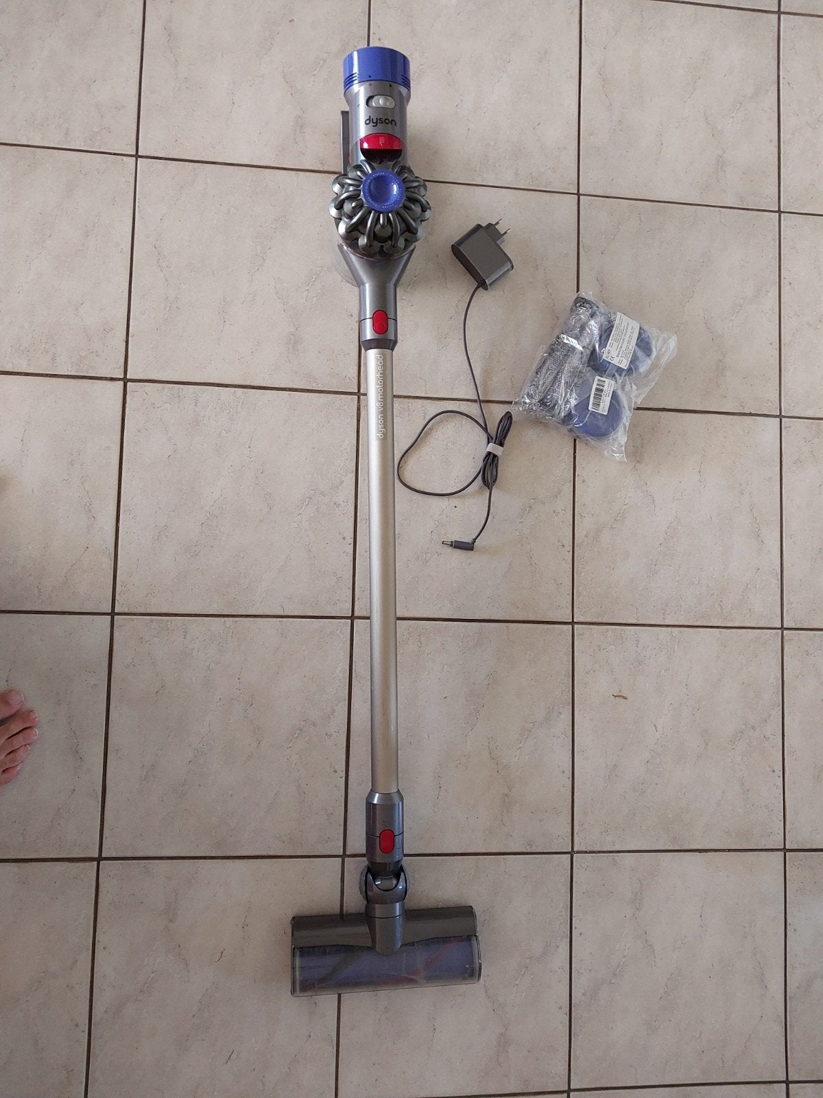 Dyson V8 Steelstofzuiger - Krachtig en Draadloos, Draadloos, Gebruikt, Ophalen of Verzenden, Dyson