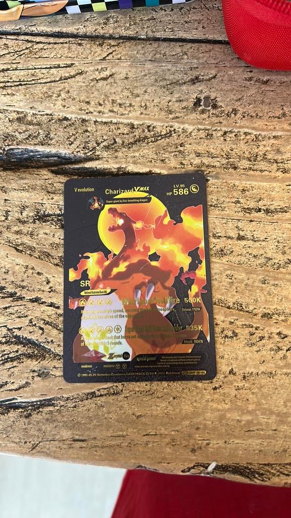 Charizard vmax pokemon kaart, Ophalen of Verzenden, Zo goed als nieuw