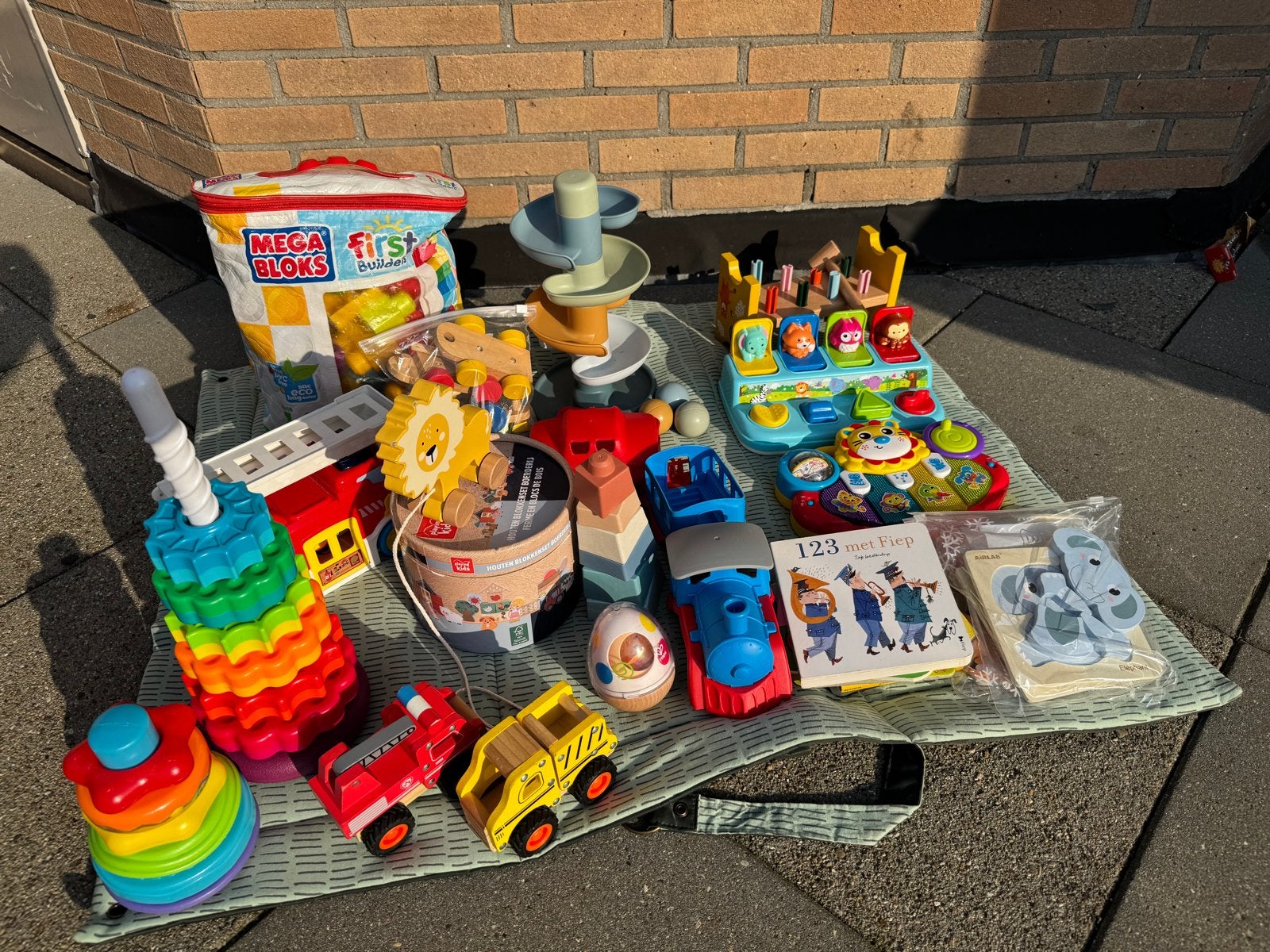 Grote partij divers baby- en kinder speelgoed, Ophalen, Gebruikt, Speelkleed, Met geluid