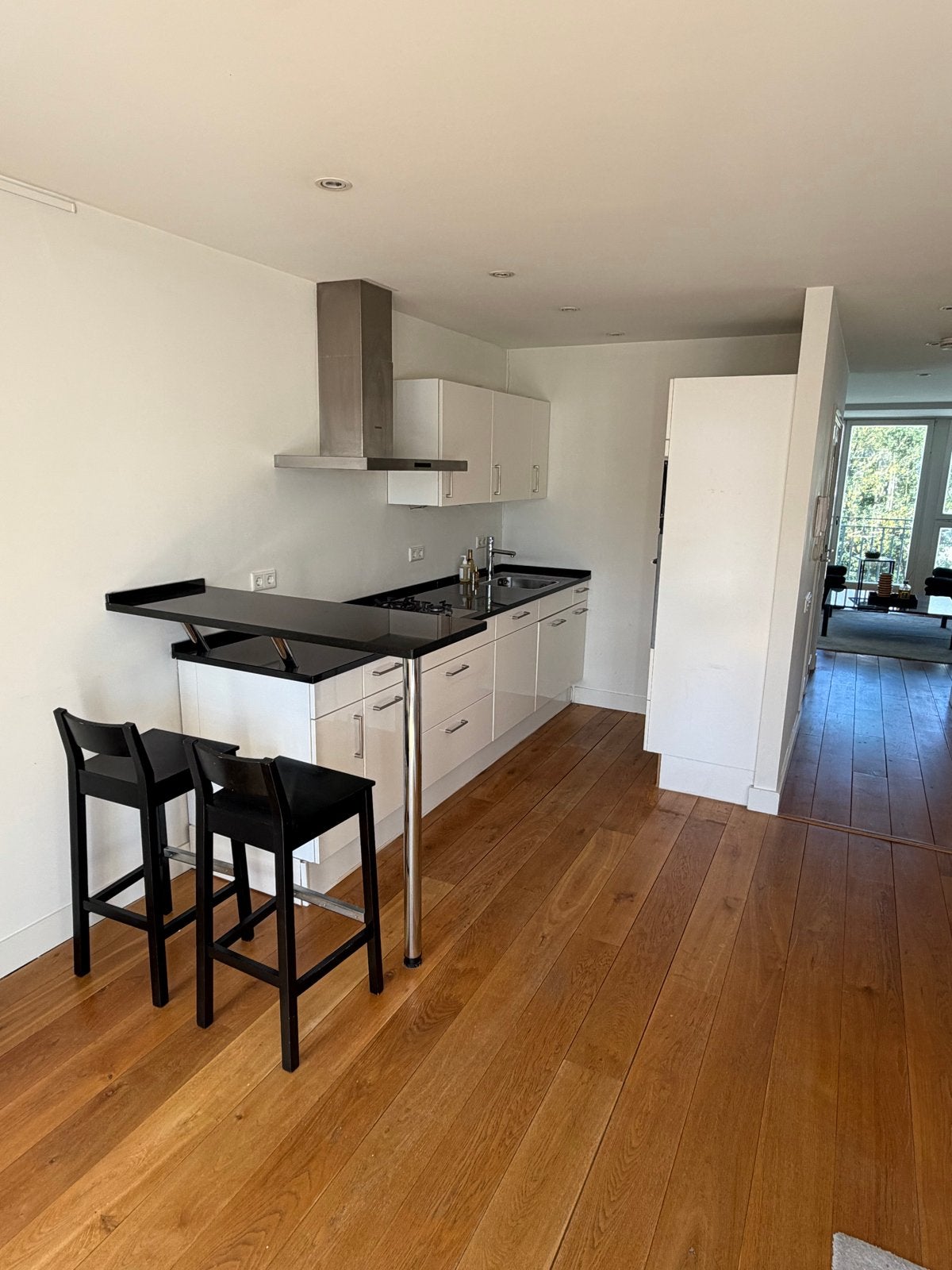 Gratis af te halen keuken inclusief apparatuur in Amsterdam, Ophalen, Gebruikt, Wit, Hoekkeuken