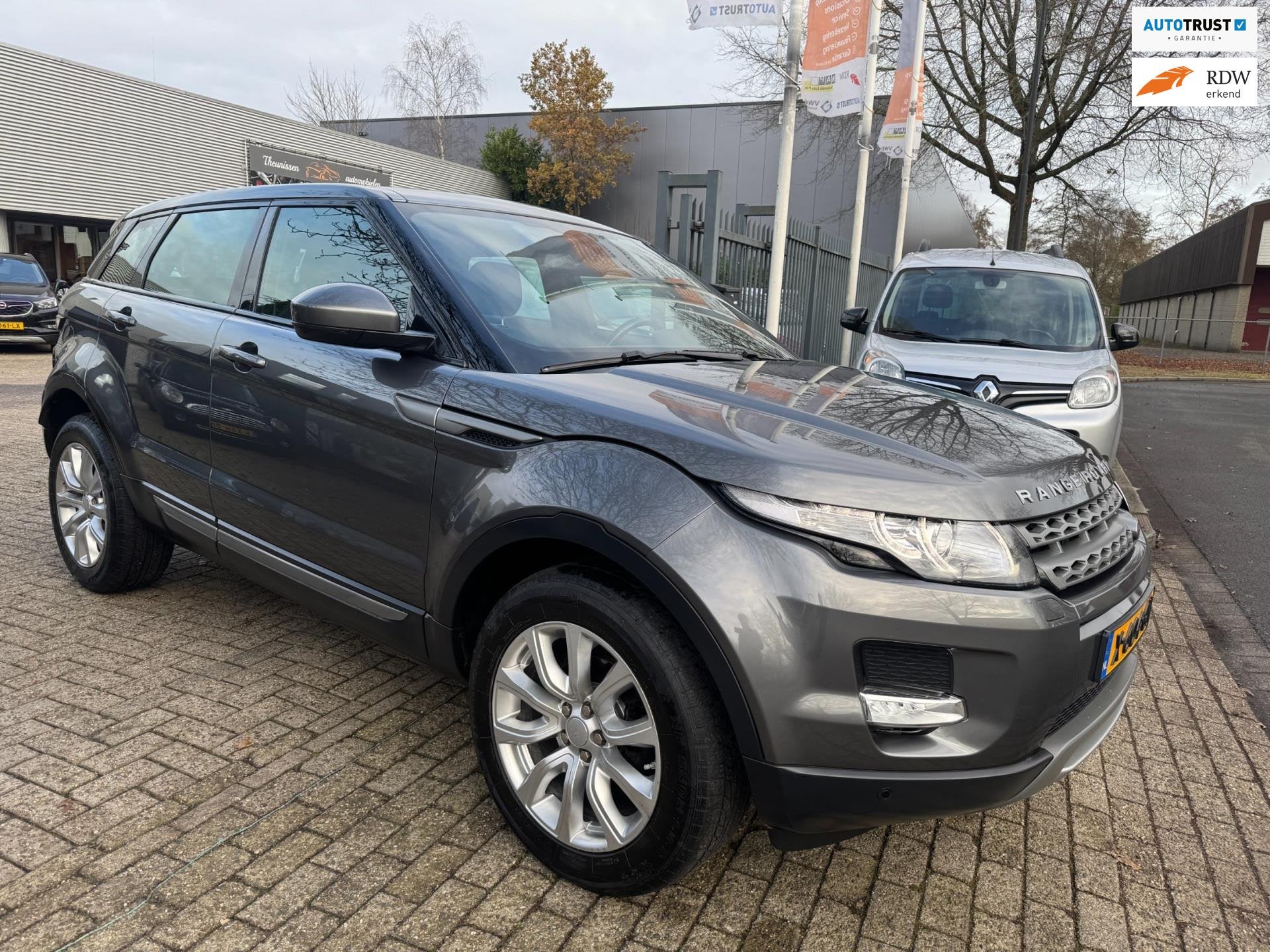 Land Rover Range Rover Evoque 2.0 Si 4WD Prestige Business E, Auto's, Automaat, Dealer onderhouden, 4 cilinders, Met garantie (alle)
