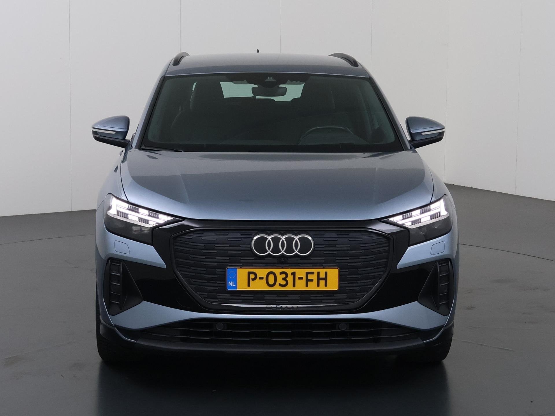 Audi Q4 e-tron 50 quattro Launch edition Advanced Plus 77 kW, Auto's, Dealer onderhouden, Zwart, Automatische klimaatregeling