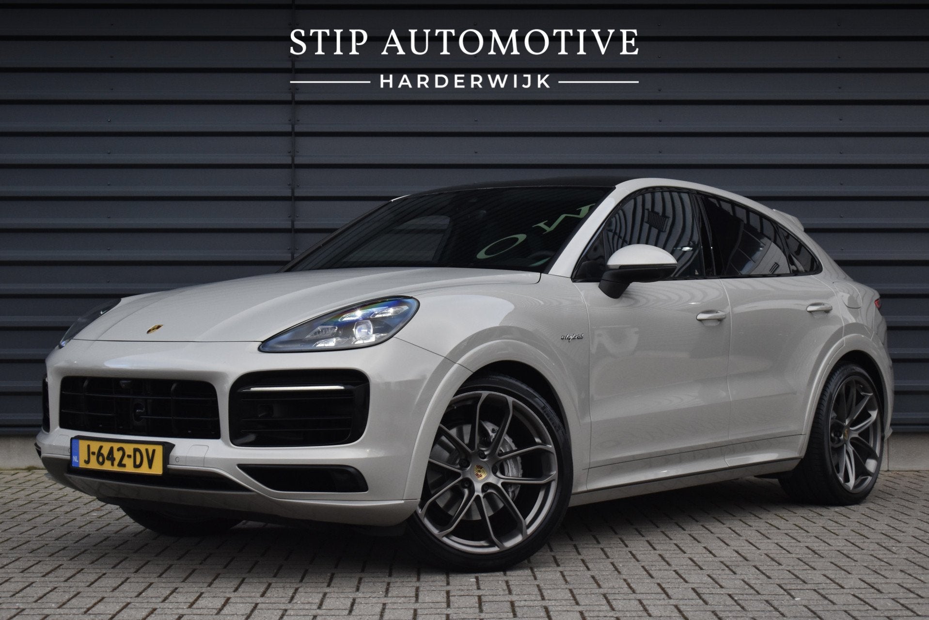 Porsche Cayenne Coupé 3.0 E-Hybrid Lightweight Sport Packag, Auto's, Automaat, 14 kWh, Gebruikt, 2995 cc