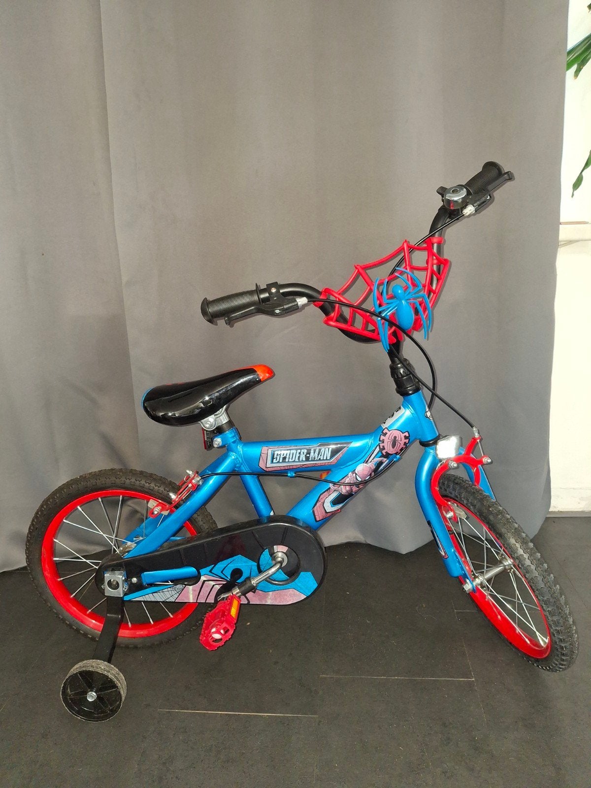 Spidermanfiets 16 inch met zijwieltjes, Ophalen, Terugtraprem, Zijwieltjes, 16 tot 20 inch
