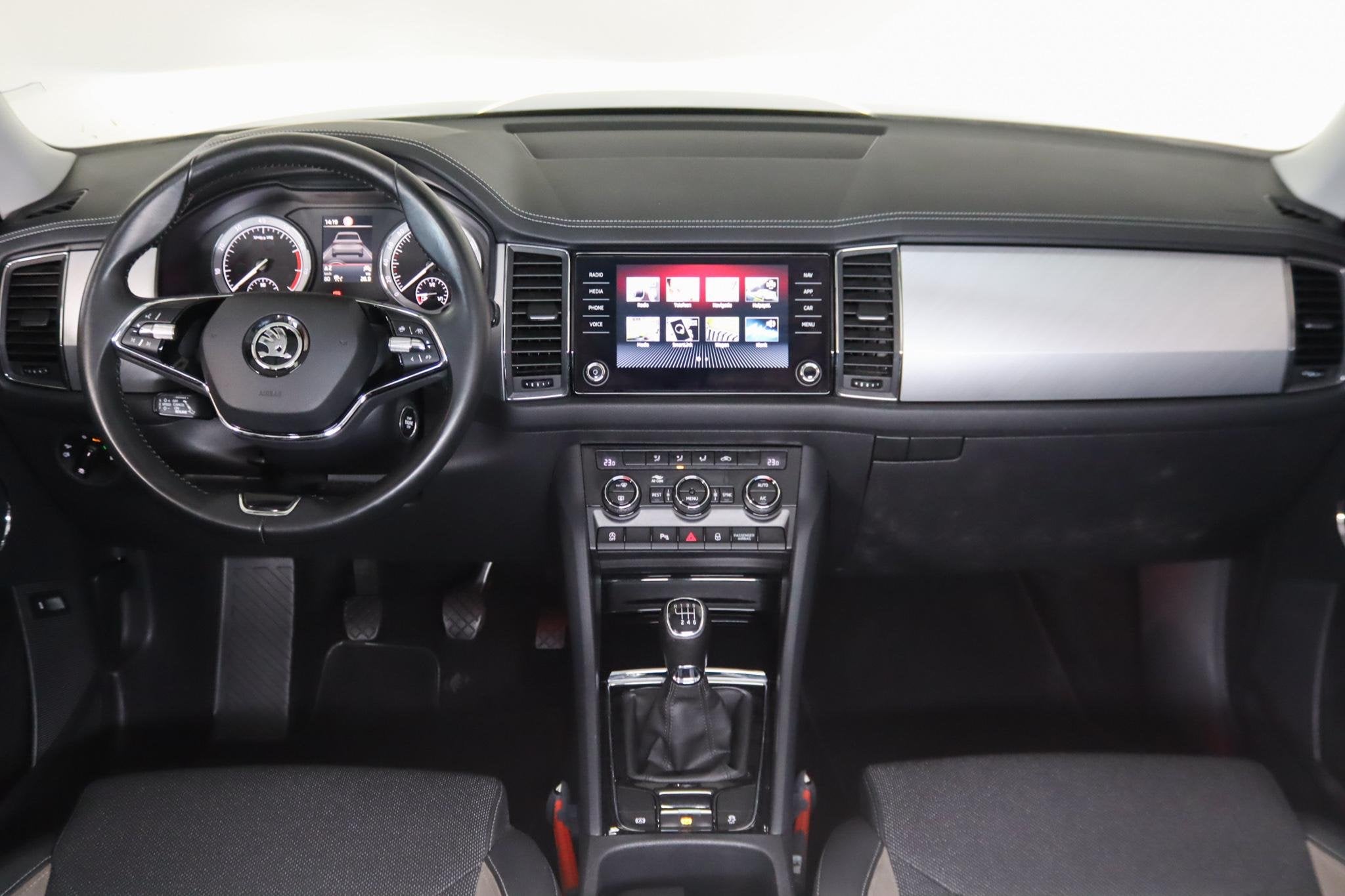 Skoda Kodiaq 1.5 TSI Business Edition 7-Persoons Trekhaak, C, Voorwielaandrijving, 4 cilinders, 150 pk, Blauw