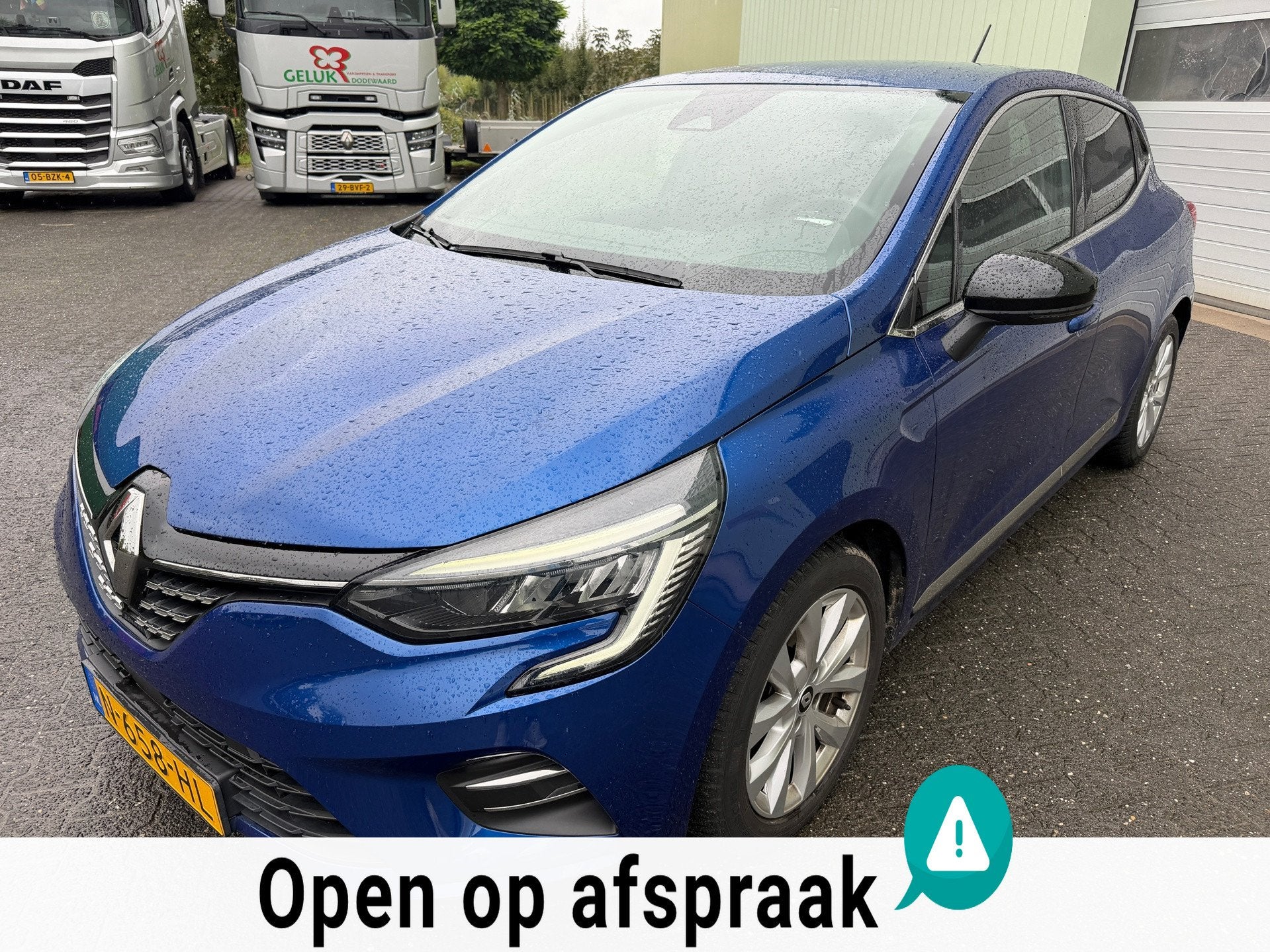 Renault Clio 1.0 TCe Intens|Navigatie|Climate Control|Lm vel, Auto's, Voorwielaandrijving, Dealer onderhouden, 1071 kg, Gebruikt