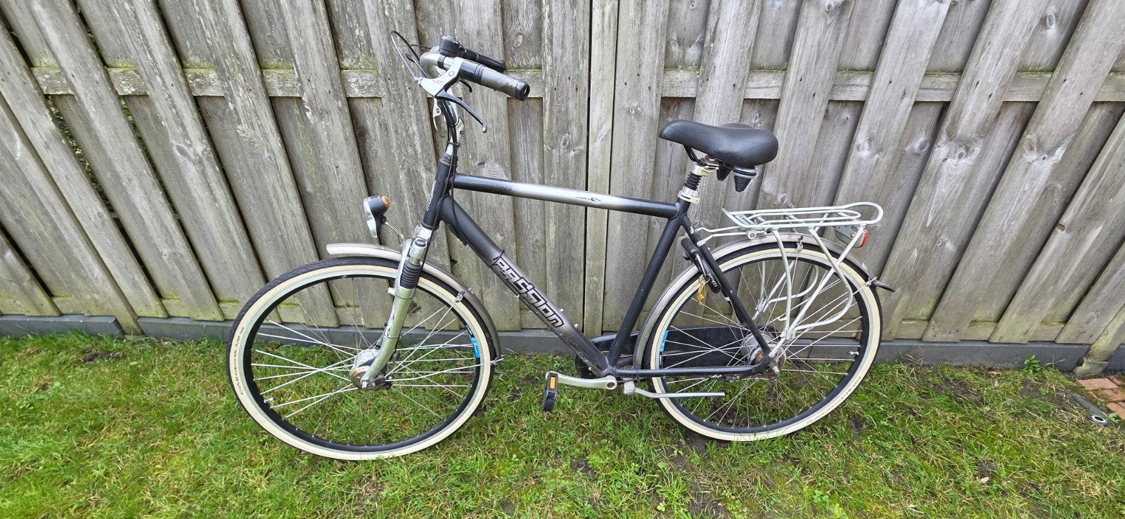 Degelijke stadsfiets - Ragoon - 28 inch, Fietsen en Brommers, Ophalen, Gebruikt, Overige merken, Versnellingen