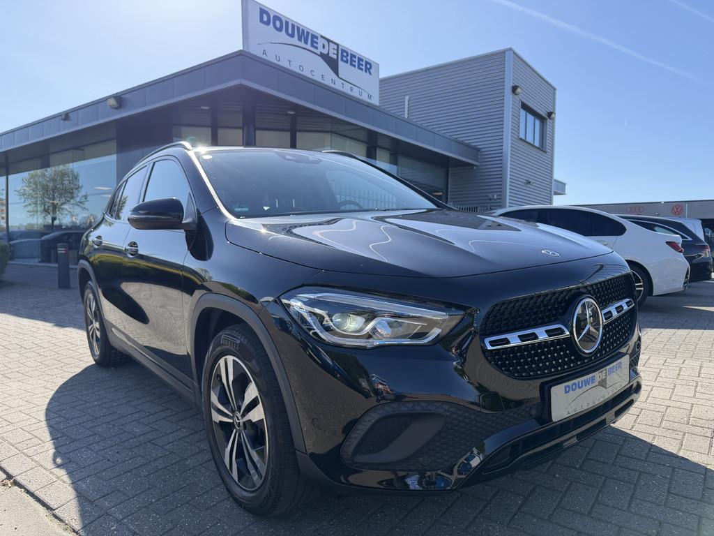 Mercedes-Benz GLA 250 e Business Line Trekhaak | Distronic |, 12 maanden, 77 km/l, Gebruikt, Zwart
