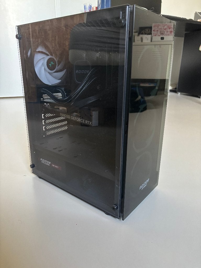 gaming pc 4060 en monitor 30inch 200h raidar