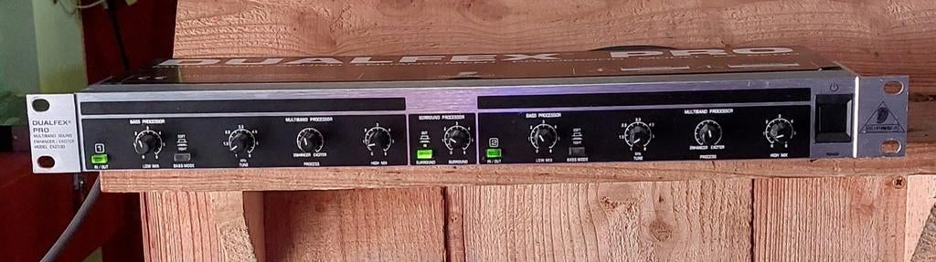 Behringer Dualfex Pro EX 2200 Multiband Sound Enhancer, Ophalen of Verzenden, Gebruikt, Equalizer