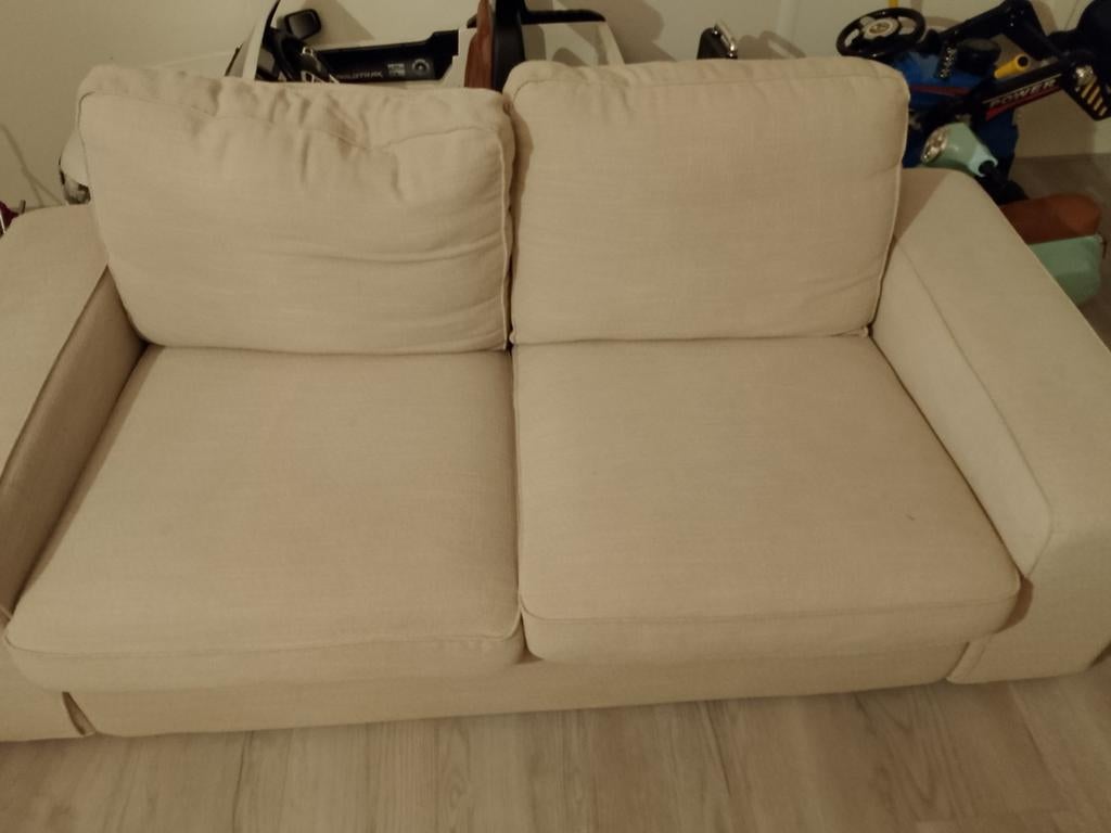 Comfortabele tweepersoonsbank - Crème, Ophalen, Gebruikt, 150 tot 200 cm, Tweepersoons