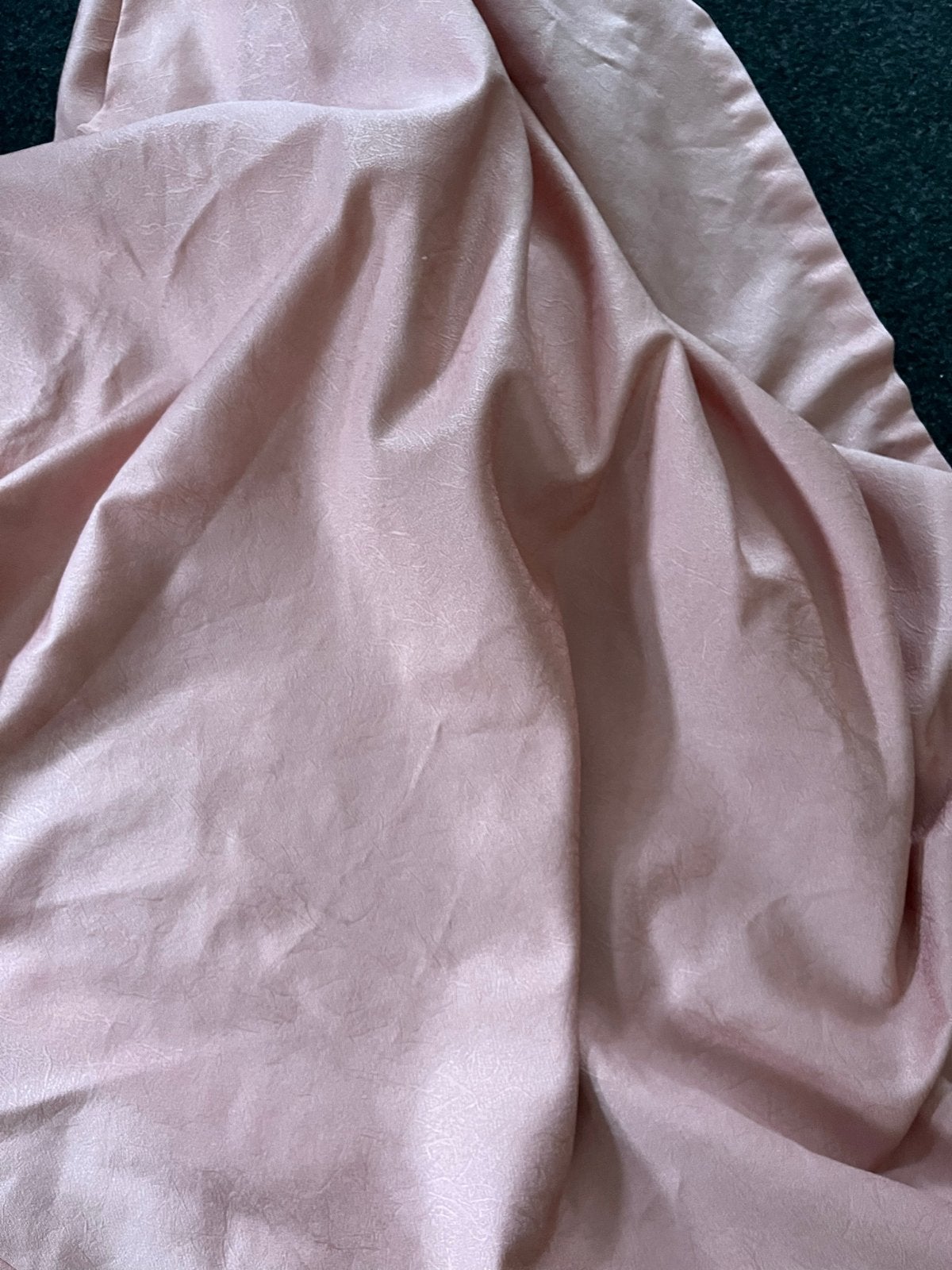 Roze gordijnen, 2 stroken, niet verduisterend, Gebruikt, Ophalen of Verzenden, Lichtdoorlatend, Gordijn