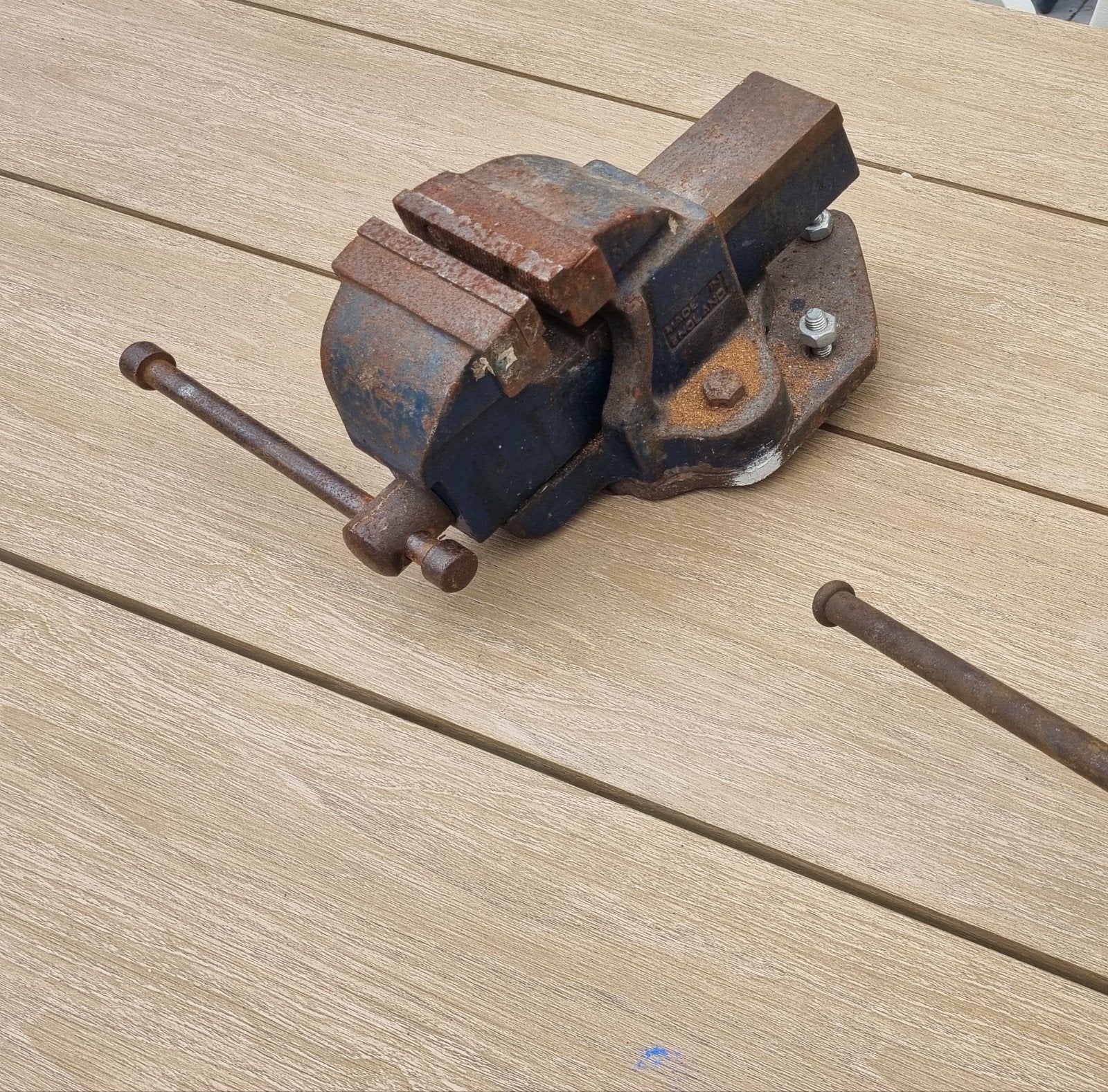 Bankschroef Professionele kwaliteit bekbreedte ca 9cm, Ophalen of Verzenden