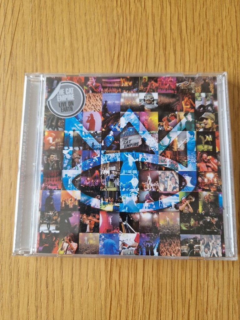 The Cat Empire – Live On Earth 2CD, Cd's en Dvd's, Cd's | Pop, Ophalen of Verzenden, Zo goed als nieuw, Live-album