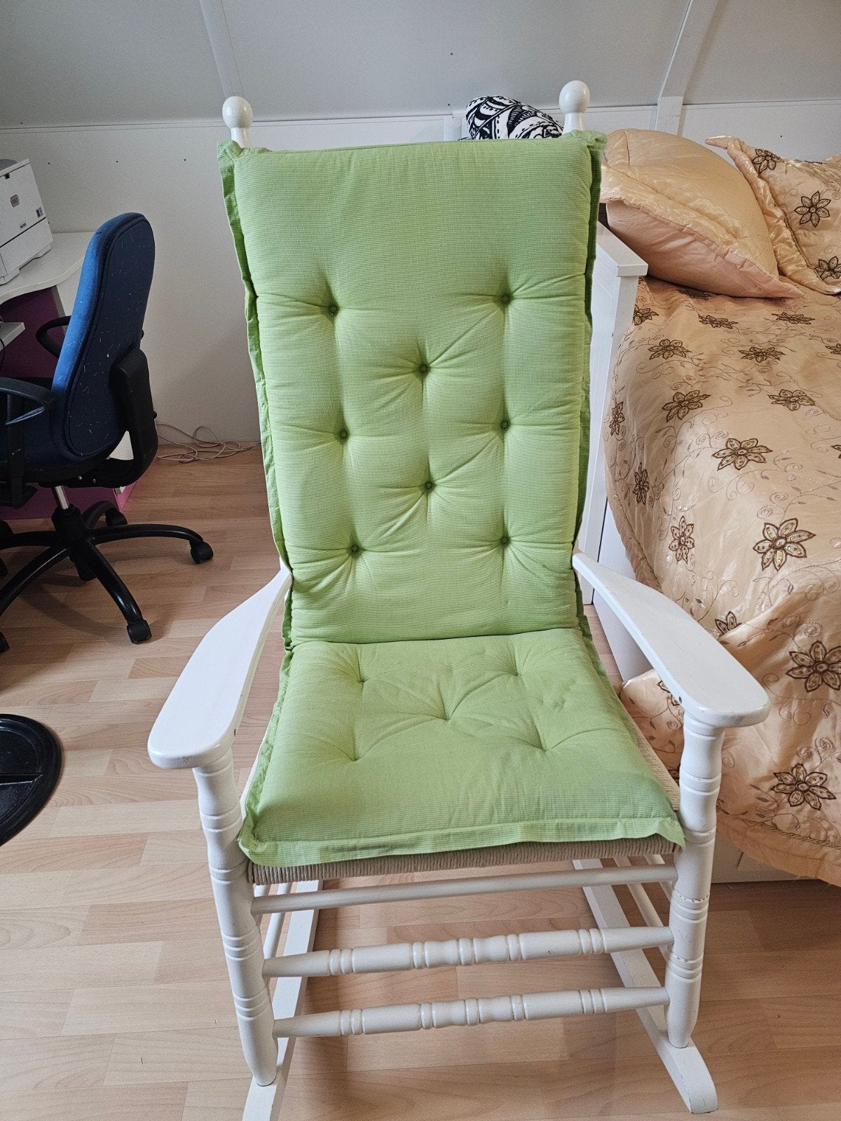 Witte schommelstoel met groen kussen, Ophalen, Gebruikt, Stof, Eén