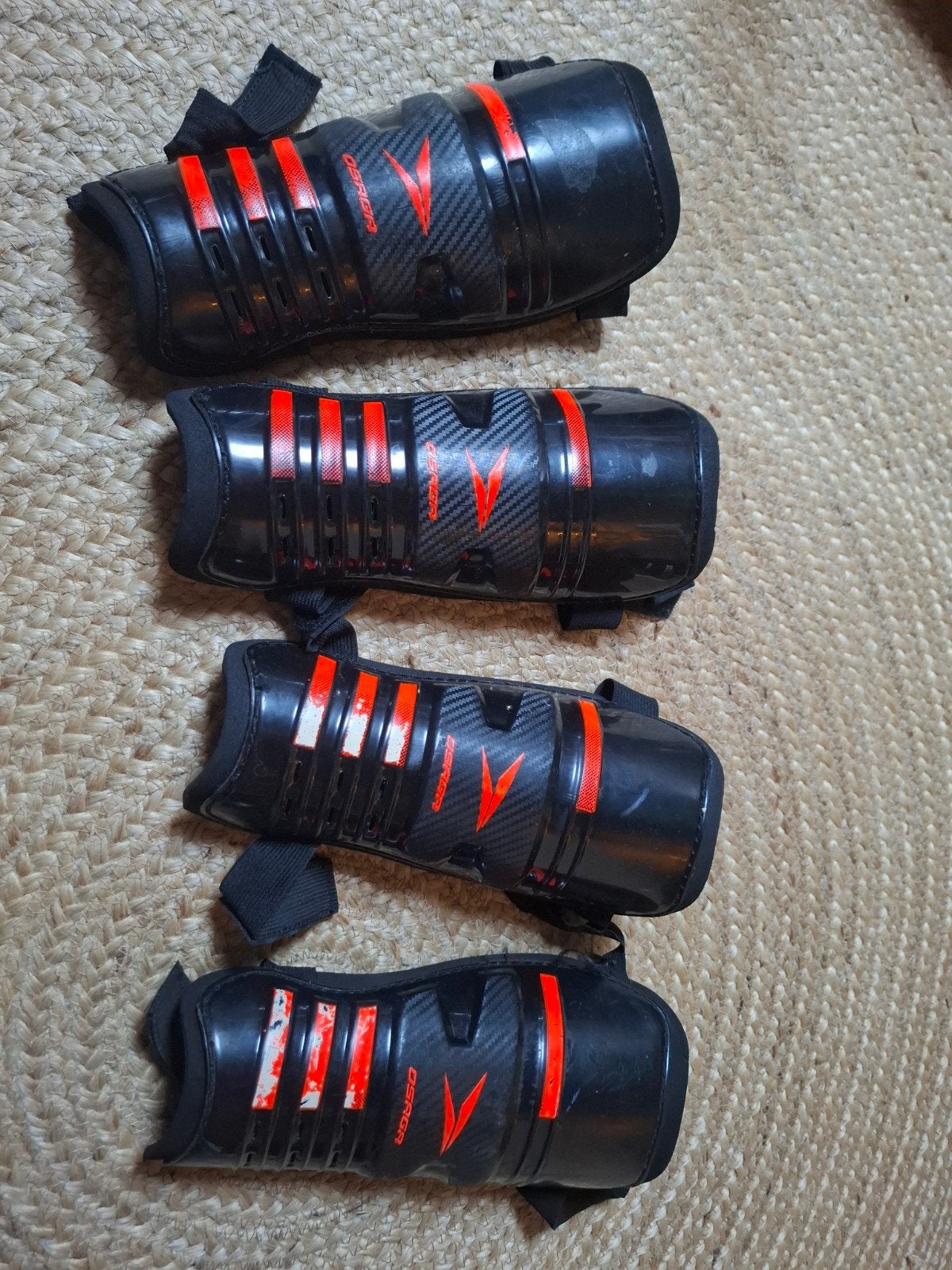 Scheenbeschermers vechtsport - Zwart/Rood, Ophalen of Verzenden