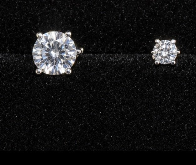 Zilveren Oorbellen met Diamant Look Steentjes, Sieraden, Tassen en Uiterlijk, Oorbellen, Overige materialen, Nieuw, Ophalen of Verzenden