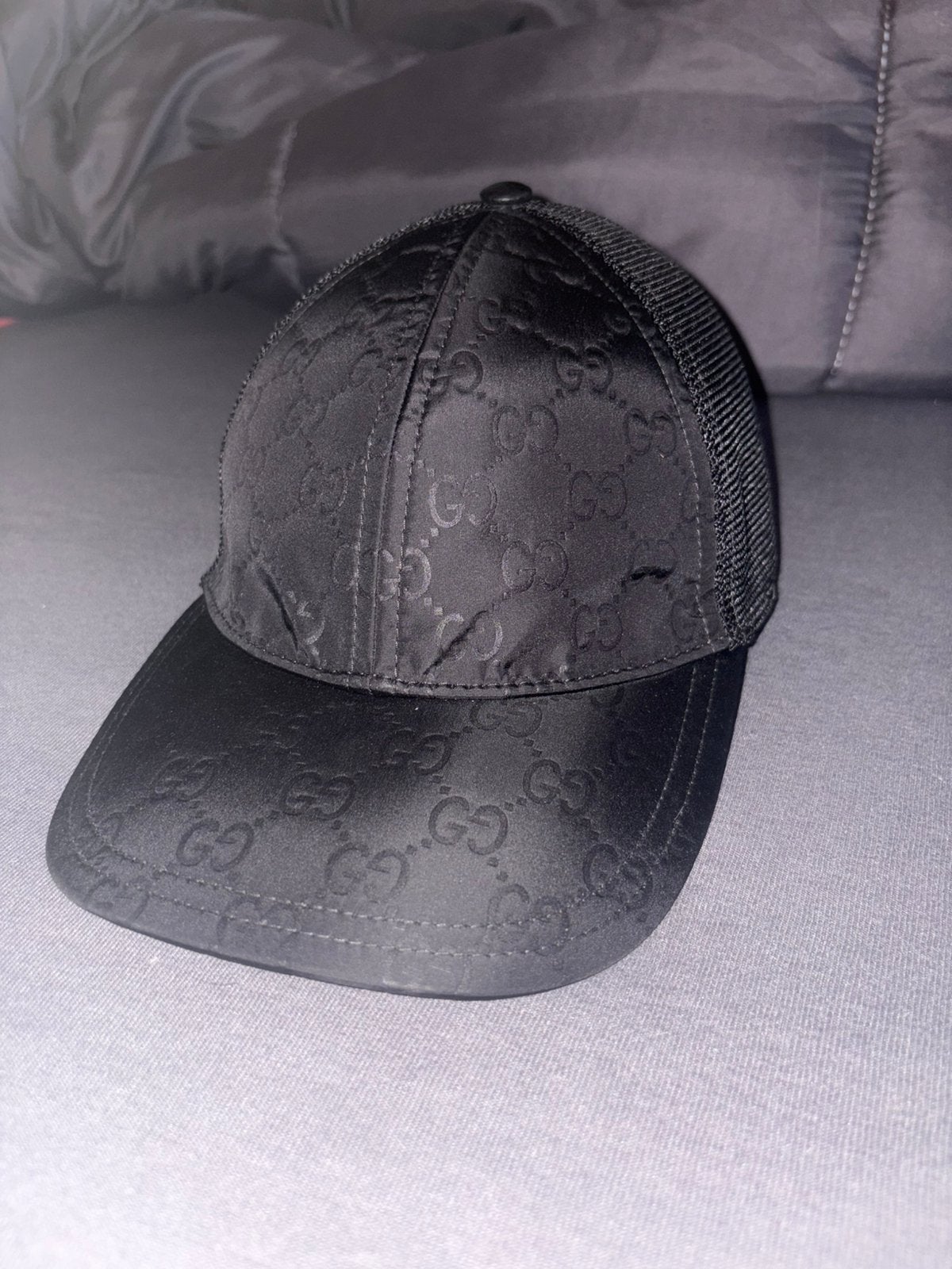 Gucci cap nylon (tekoop/teruil), Ophalen, Zo goed als nieuw, 57 cm (M, 7⅛ inch) of minder, Pet