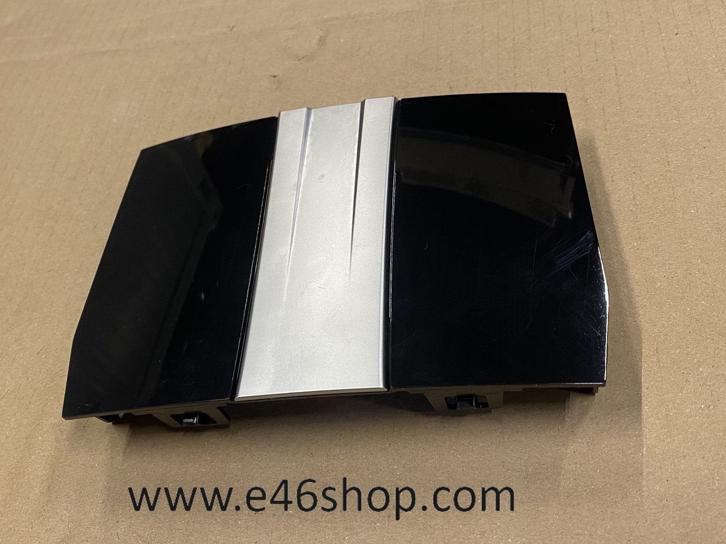 GRILLE INZETSTUK BMW X1 X2 OE 51135A32B35, Gebruikt, -, -, Ophalen of Verzenden