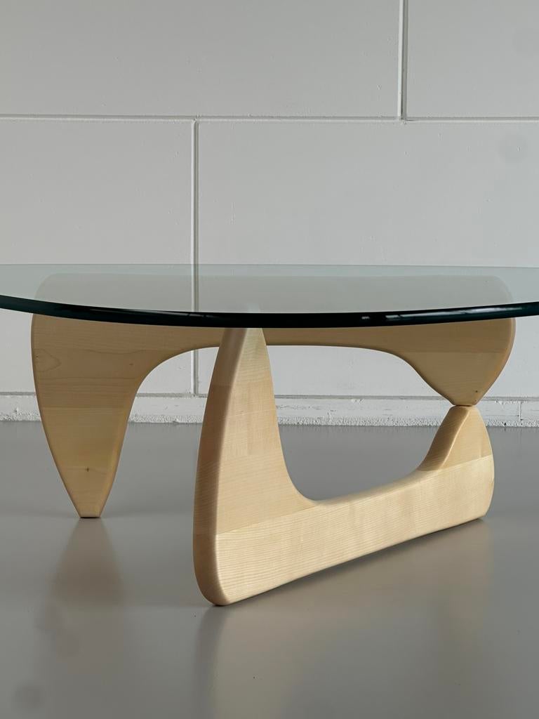 Vitra Noguchi “Coffee table” (Essen), 50 tot 100 cm, Ophalen of Verzenden, Zo goed als nieuw, Minder dan 50 cm