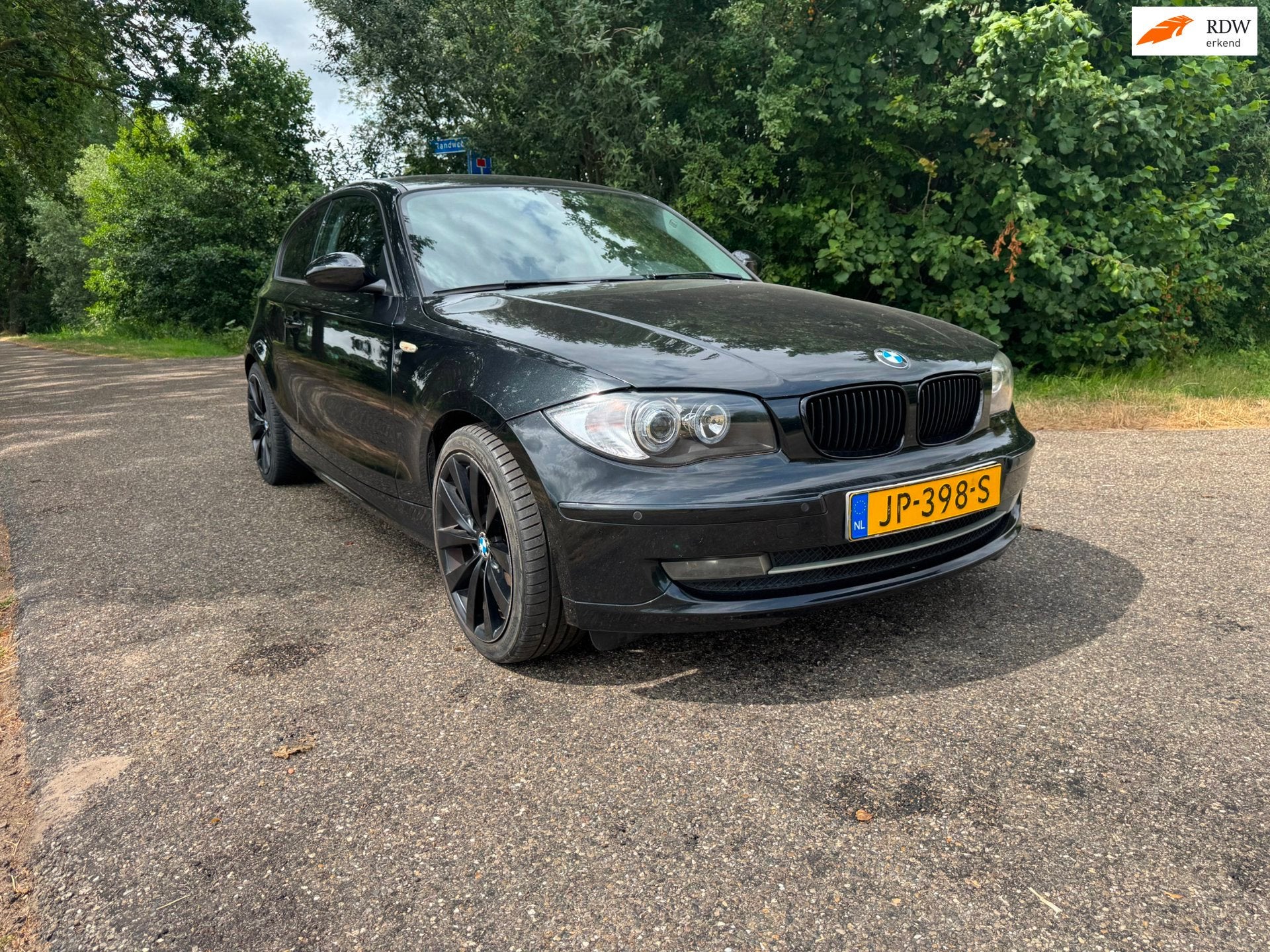 BMW 1-serie 116i High Executive | Climate| Stoelverwarming, Auto's, BMW, 1-Serie, Achterwielaandrijving, Gebruikt, 1599 cc