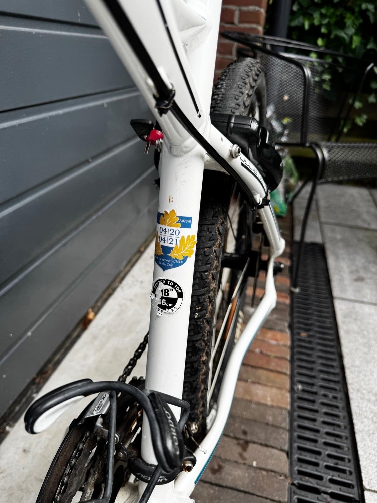 Merida Juliet 300 Dames Mountainbike - Wit/Blauw, Fietsen en Brommers, Fietsen | Mountainbikes en ATB, Ophalen, Gebruikt, Hardtail