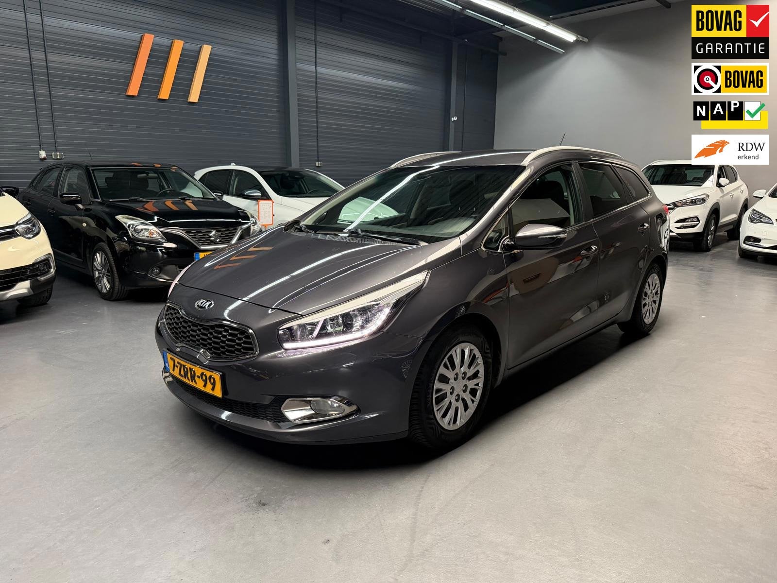 Kia Cee'd Sportswagon 1.6 GDI BusinessLine CAMERA DEALER OND, Auto's, Voorwielaandrijving, 135 pk, Gebruikt, 1591 cc