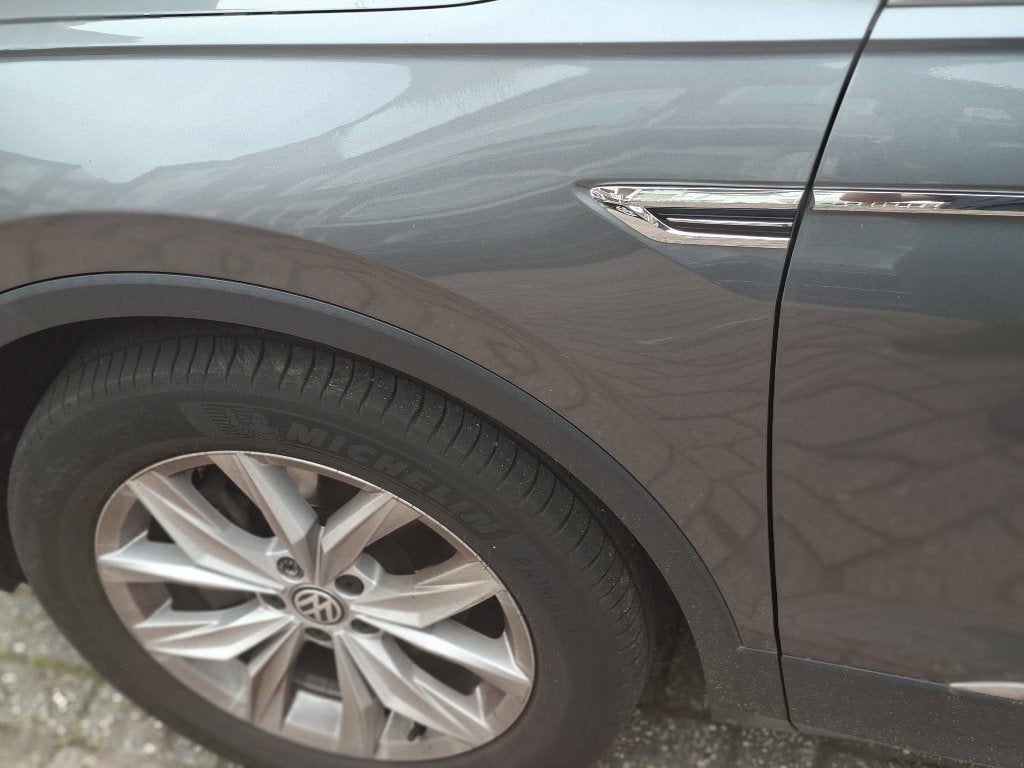 Volkswagen Tiguan 1.4 TSI 150pk 6-DSG 2018 Grijs, Auto's, Dealer onderhouden, 15 km/l, 1800 kg, Zwart