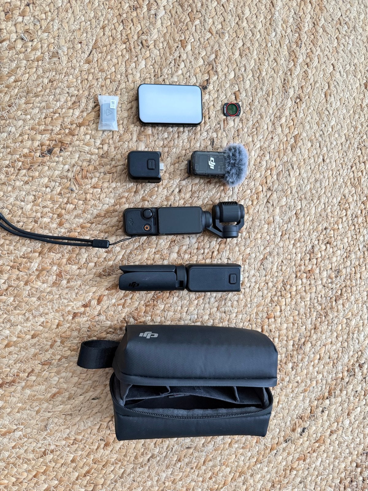 DJI Osmo Pocket 3 Creator Combo - Zo goed als nieuw, Overige soorten, Minder dan 8x, Zo goed als nieuw, Externe microfoon