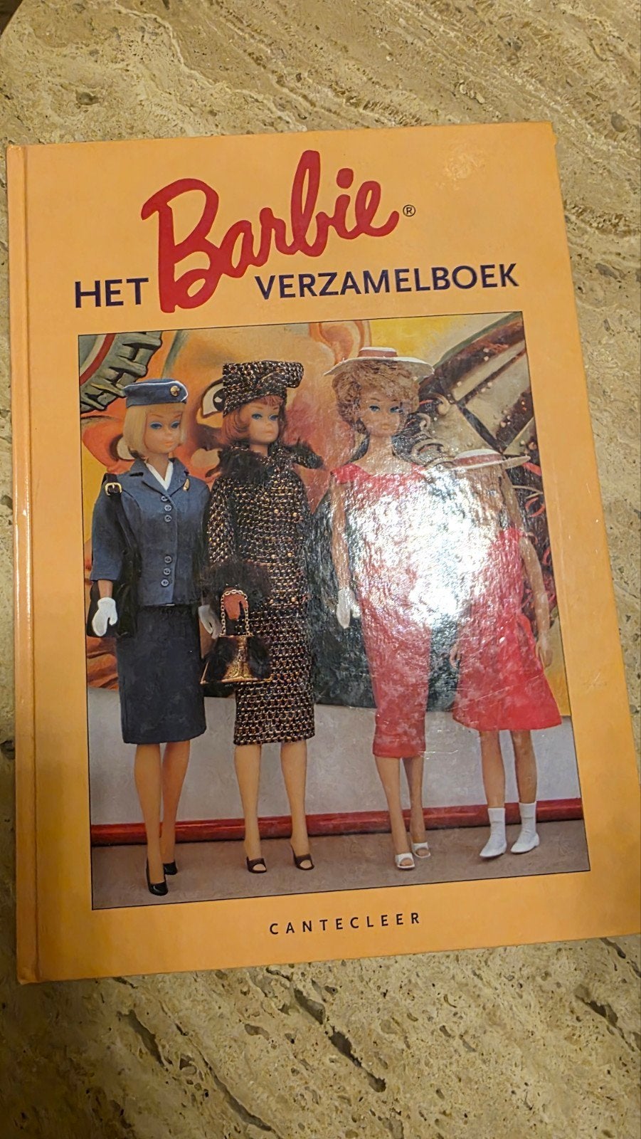 Het Barbie Verzamelboek - Canteclaer, Ophalen of Verzenden, Zo goed als nieuw, Karl-Heinz Dederichs, Nederland