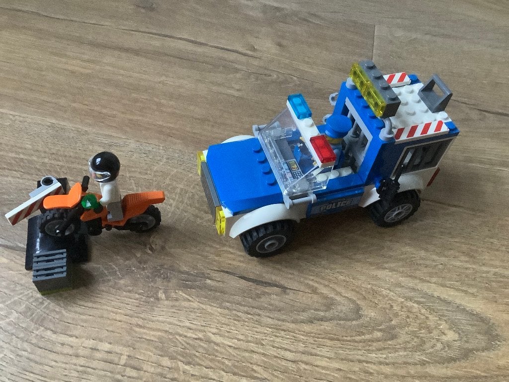 Lego Junior 10735 Politie achtervolging, Gebruikt, Overige thema's, Lego, Ophalen of Verzenden