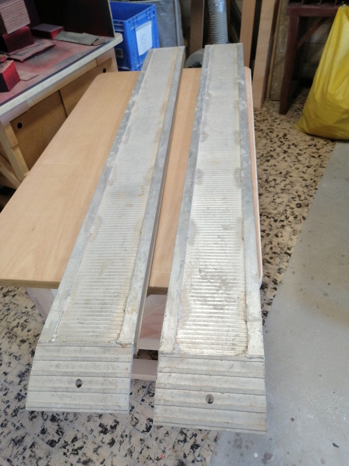 Set van twee CLM aluminium oprijplanken, Ophalen, Zo goed als nieuw
