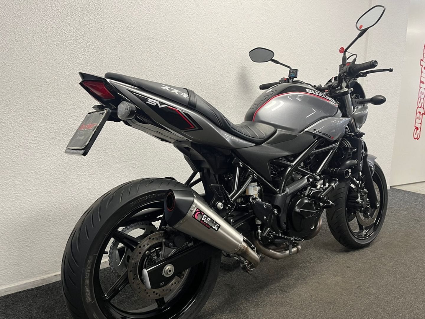 ️Super mooie Suzuki SV 650 X (2019) SV650X️, Motoren, Suzuki, 2 cilinders, Motorrijbewijs A, Bedrijf