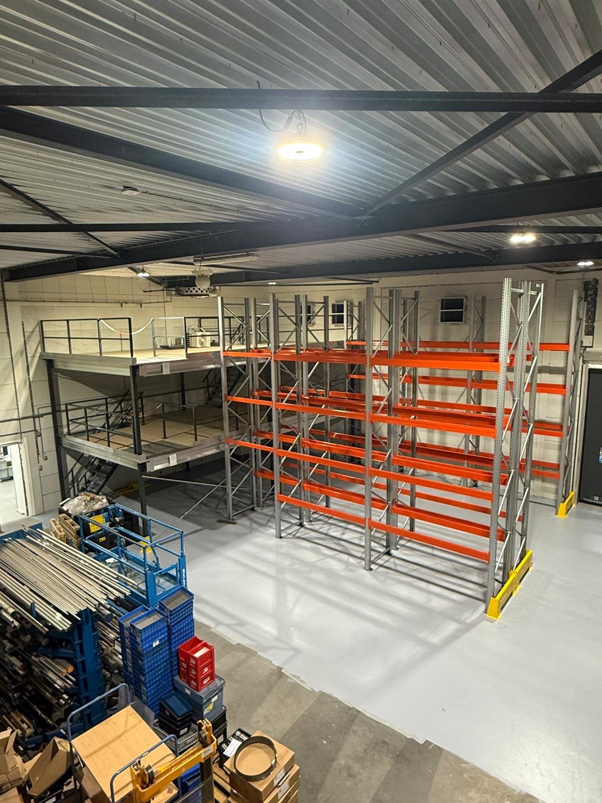 Nieuwe entresolvloeren alle maten., Ophalen