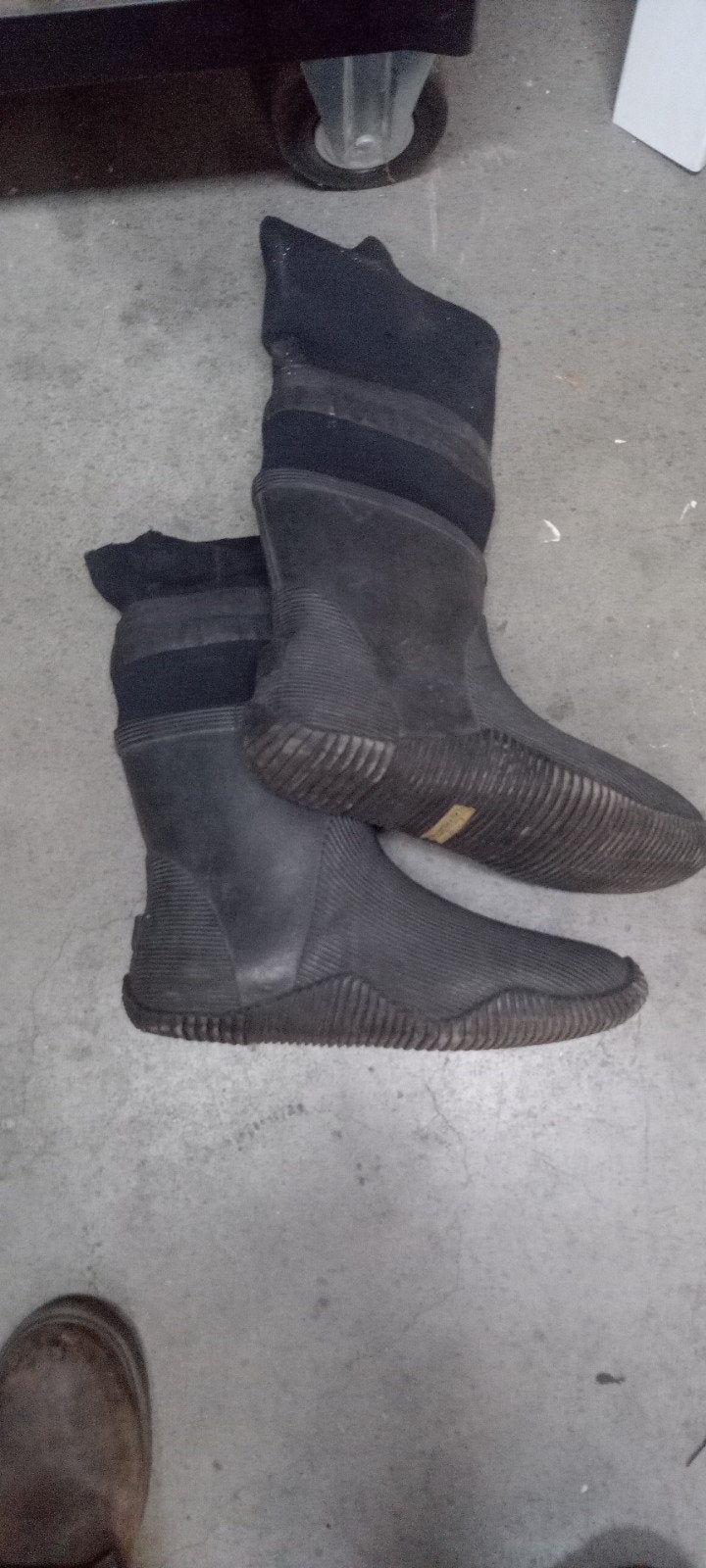 Schoenen dry suit droogpak, Watersport en Boten, Watersportkleding, Ophalen of Verzenden, Zo goed als nieuw, Drysuit