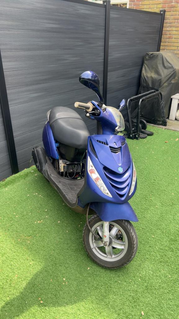 Piaggio Zip 125 cc 2 takt, Fietsen en Brommers, Scooters | Piaggio, Ophalen, Gebruikt, Benzine, Zip