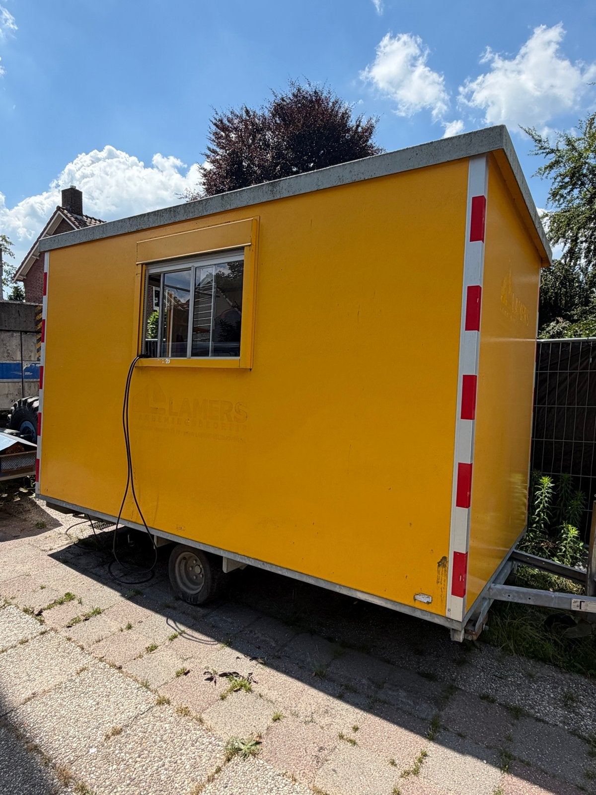 Mobiele bouwkeet / schaftwagen met keuken en zitruimte, Doe-het-zelf en Verbouw, Bouwketen en Schaftketen, Ophalen of Verzenden