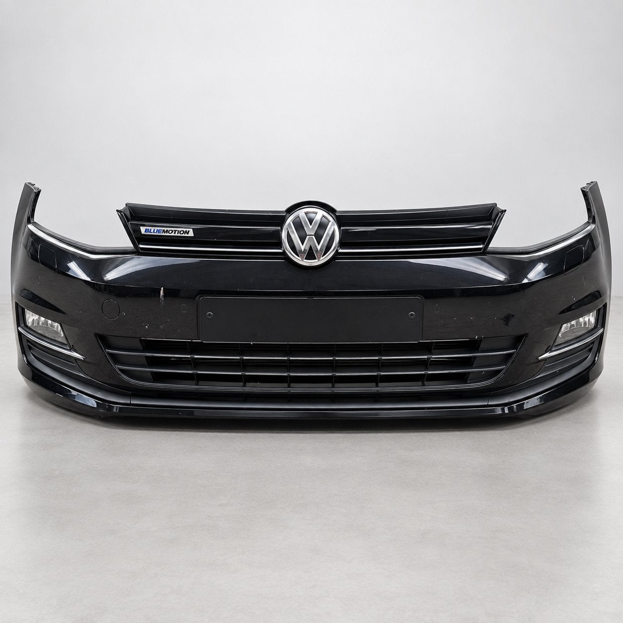 Originele Golf 7 voorbumper + grill compleet zwart, Auto-onderdelen, Ophalen, Gebruikt, Bumper, Volkswagen
