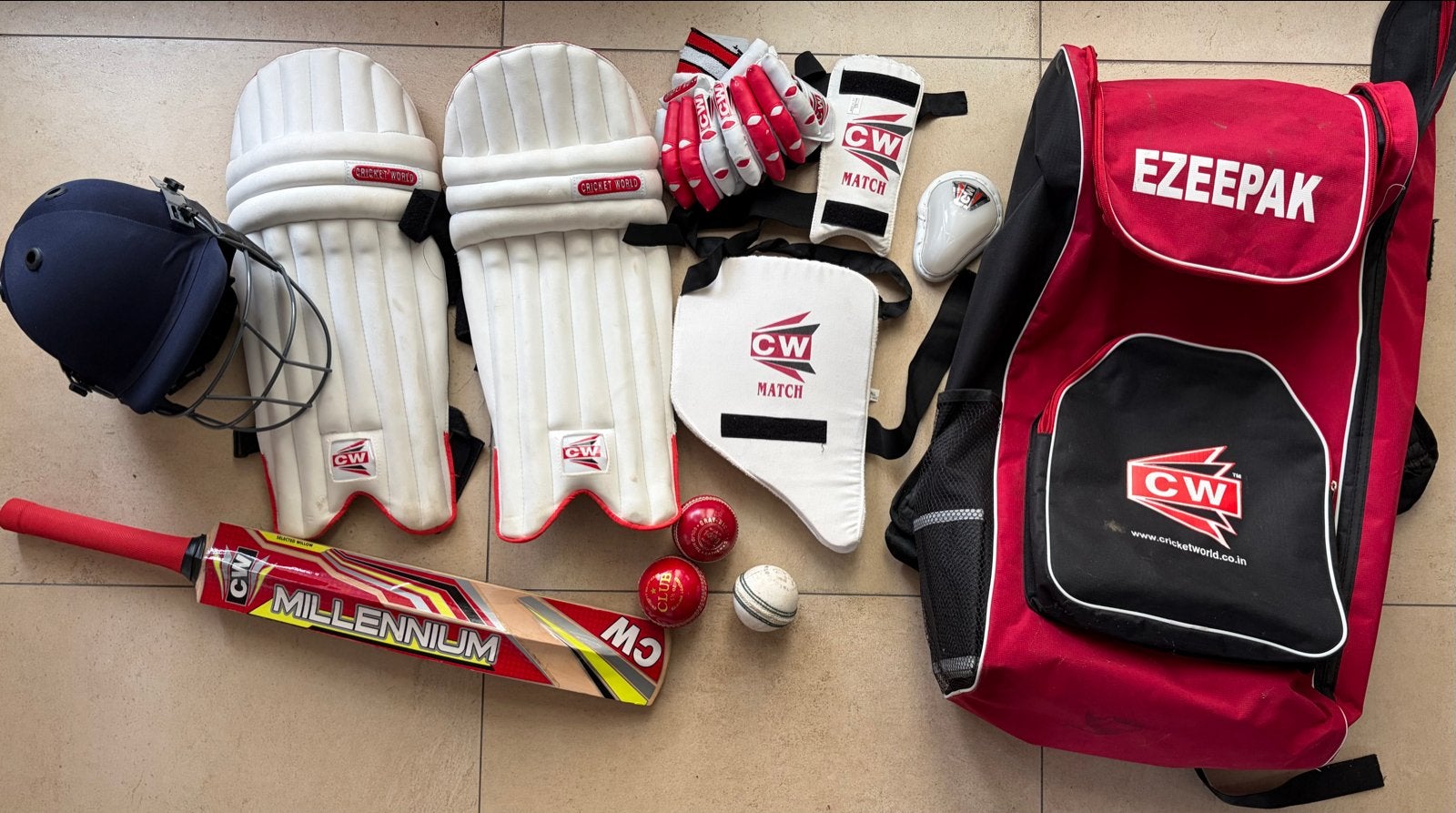 Complete CW cricket set voor kinderen (4-9 jaar) - Small, Ophalen of Verzenden, Zo goed als nieuw
